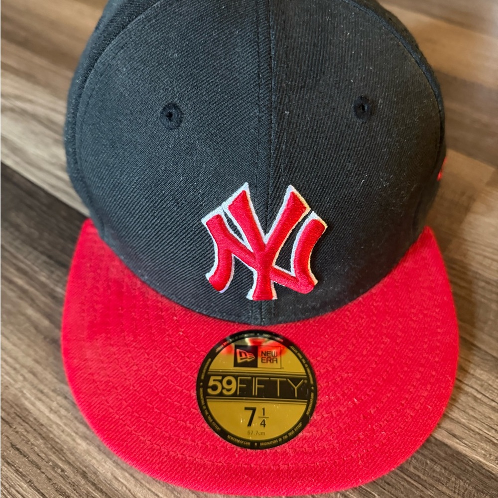 New Era Black & Red New York Yankees 59FIFTY Fitted Cap